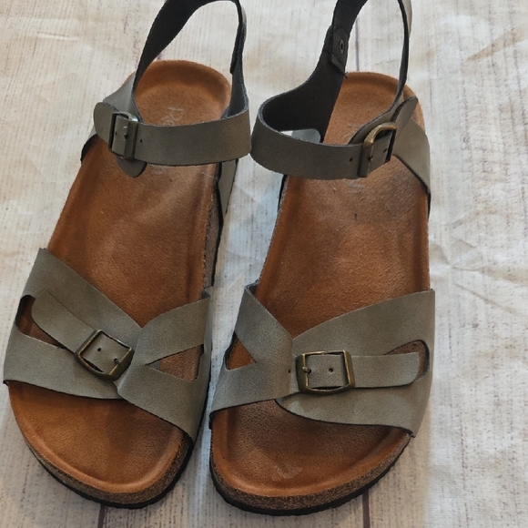 Refresh Shoes - Refresh Tan and Gray Women's Sandals